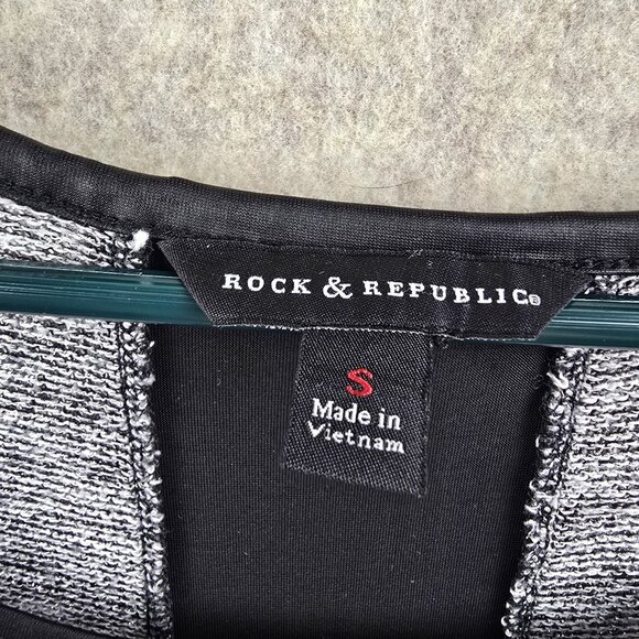 Rock & Republic Womens Long Sleeve Top Gray/B&W Knit Faux Leather Bull Skull S - Picture 3 of 6